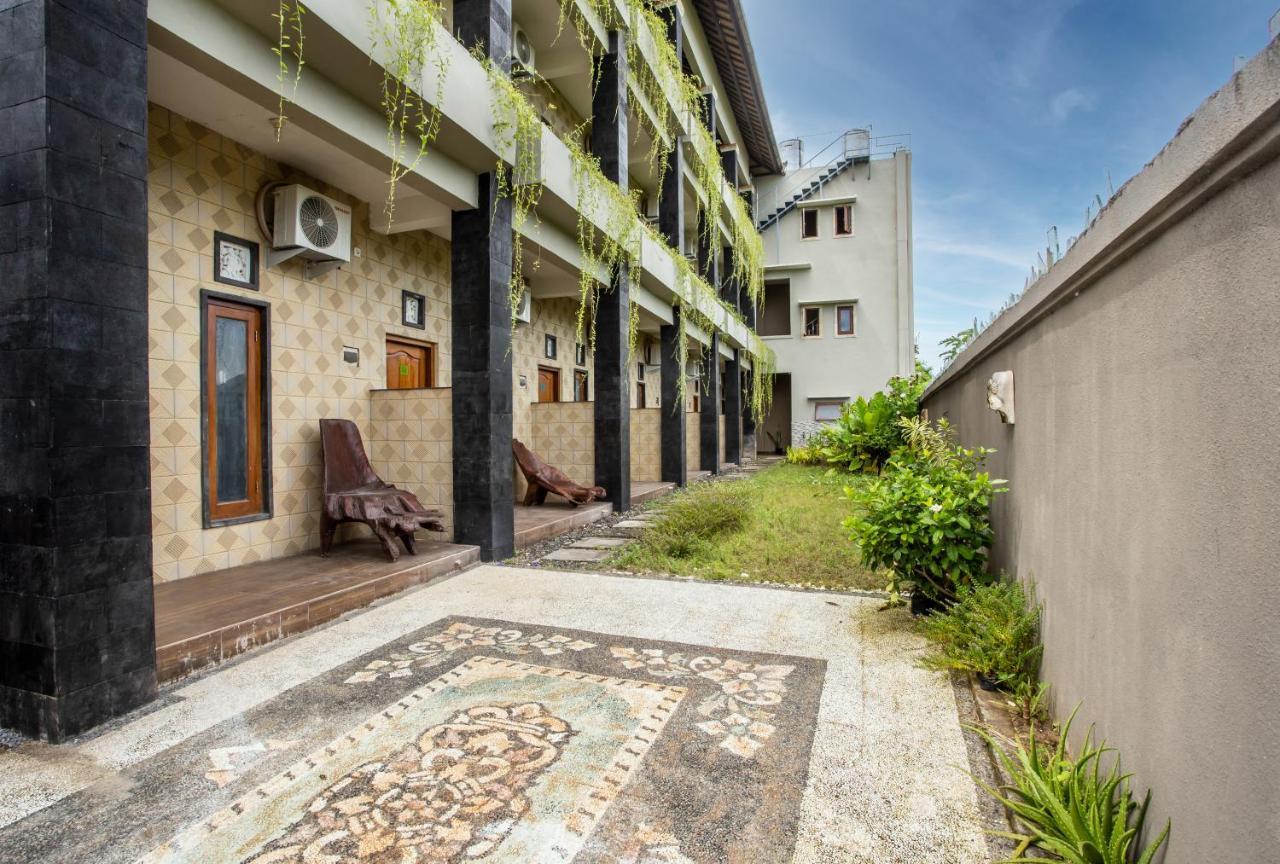 Lavanda Guesthouse/Homestay Джимбаран Екстер'єр фото